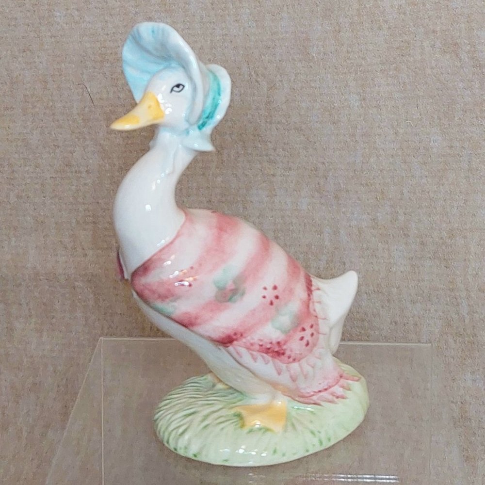Beatrix Potter "Jemima Puddle Duck" Gold Stamp Home/Office Collectible Figurine - Picture 8 of 12
